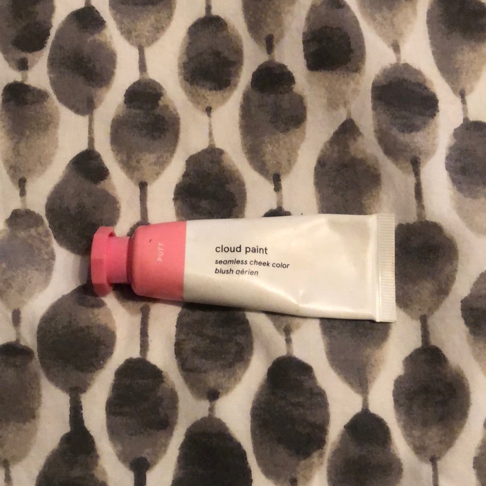 Glossier Cloud Paint in “Puff”! ✨✨✨